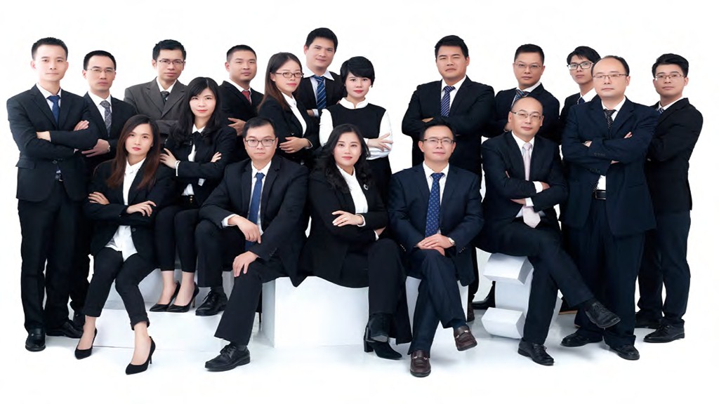 00 合照-集团管理团队.JPG